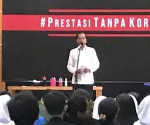 Siswi SMKN 57 Pertanyakan hukumanan bagi Koruptor, Ini Jawaban Jokowi