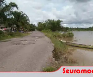 Jalan Lamie-Langkak Nyaris Putus, Pemda Diminta Jangan Tutup Mata