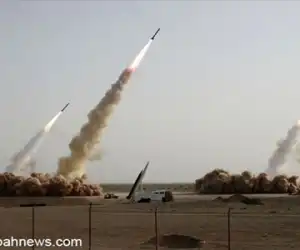 Iran Lancarkan Serangan ke Pangkalan Militer AS di Irak