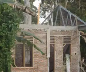 Pembangunan Rumah Bantuan Belum Semua Rampung Dikerjakan
