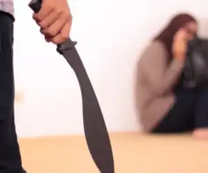 Seorang Suami Tega Bacok Istri Karena Menolak Berhubungan Badan