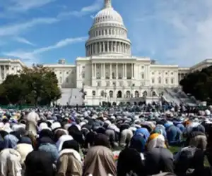 Kenapa Orang Eropa dan Amerika Serikat Tertarik Pada Islam