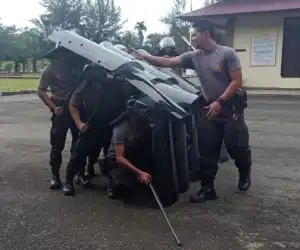 Asah Kemampuan Personil, Sat Sabhara Polres Simeulue Gelar latihan Dalmas