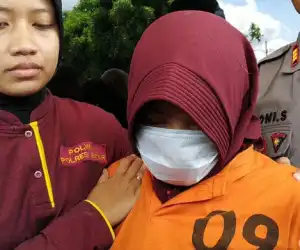 Setelah Bunuh Bayinya, Janda Ini Tidur Dengan Jasad Sang Anak