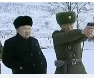 Cegah Corona, Kim Jong-un Terapkan Tembak di Tempat Pendatang China
