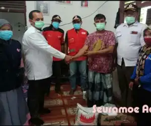 Tim Pencegahan Covid-19 PMI Nagan Raya Kunjungi Rumah ODP