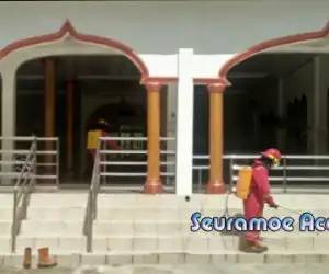 PT BSP Lakukan Penyemprotan Cairan Disinfektan di Masjid dan Meunasah