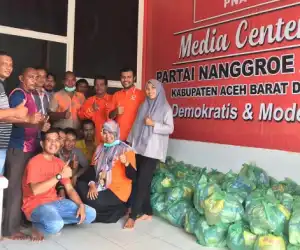 Dimasa Pandemi Covid-19, DPW PNA Abdya Salurkan Bantuan Untuk Masyarakat