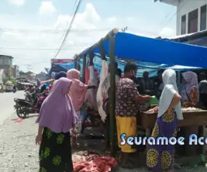 Meski Ada Larangan, Di Nagan Raya Tetap Jual Daging Meugang Di Pasar