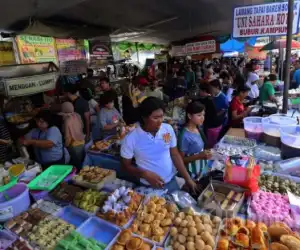 Warga Minta Pejual Menu Berbuka di Siang Hari Ditertibkan