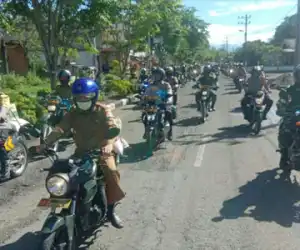 Personil TNI-Polri Nagan Raya Kovoi Amankan Penyaluran Bantuan Sosial