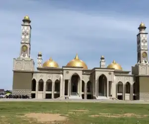 Mengintip Tradisi Berbagi di Mesjid Agung Baitul Ghafur Abdya