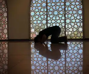 Allah Gembira Apabila Hambanya Bertaubat