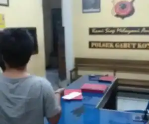 Tak Diberikan Uang Buat Servis Mobil, Pria Ini Nekad Rusak Rumah Ibunya