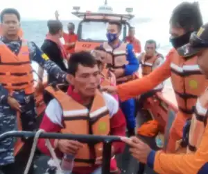 Kapal Tenggelam, Basarnas Lakukan Pencarian Tujuh Nelayan Hilang