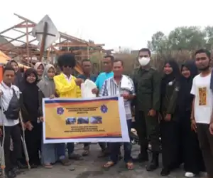 KBM UTU Salurkan Bantuan Untuk Korban Kebakaran di Aceh Barat