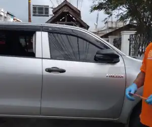Nekat, Maling Pecahkan Kaca Mobil Yang Parkir di Masjid, Berhasil Gasak Barang Ini