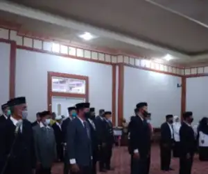 Bupati Nagan Raya Lantik Puluhan Guru dan Kepala Sekolah