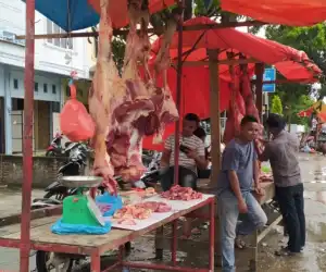 Jelang Idul Adha, Pedagang Daging Meugang Mulai Hiasi Kota Banda Aceh