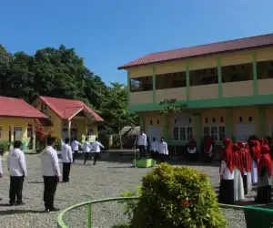 HUT RI ke 75 Tahun ini, KAMMI Aceh Barat Gelar Upacara di Sekolah