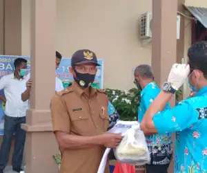 Pemprov Aceh Salurkan APD Untuk Warga Nagan Raya