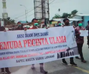 Puluhan Pemuda Pencinta Ulama di Abdya Gelar Aksi Damai di Blangpidie