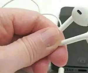 Stop Mulai Sekarang! Jangan Lagi Bertukar Headset, Ini Akibatnya