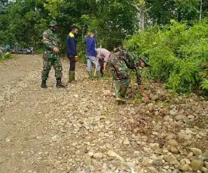 Jalin Silahturahmi dengan Rakyat, Satgas TMMD Kodim Abdya, Gelar Bakti Sosial