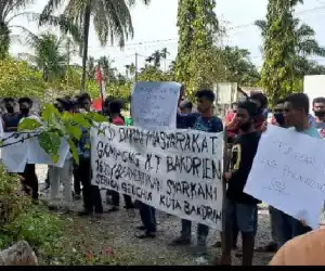 Didesak Mundur Dari Jabatannya, begini Tanggapan Keuchik Kuta Bakdrien Abdya
