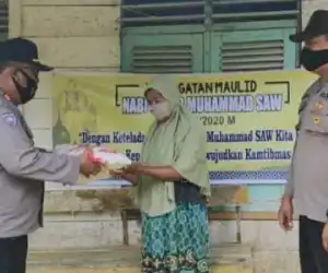 Dalam Rangka Maulid Nabi, Kasat Binmas Polres Nagan Raya Gelar Baksos