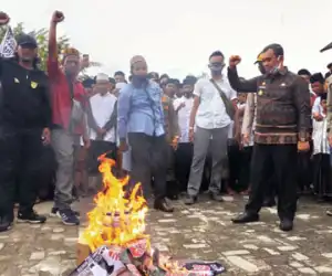 Wabup Aceh Jaya Berorasi Dalam Aksi Damai, Ini Pernyataannya
