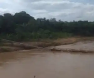 Jembatan Gantung Putus, 9 Warga Jadi Korban dan Tercebur ke Sungai