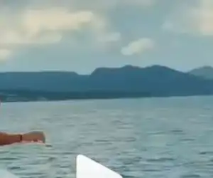 Gegara Konten, Pasangan Turis Asal Rusia Tercebur ke Laut