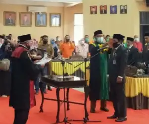 Buyong Ie Mirah Resmi Jabat Wakil Ketua DPRK Abdya