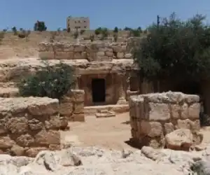 Inilah Doa Dibaca Para Pemuda Kahfi Saat Bersembunyi di Gua