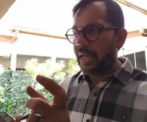 Presiden Jokowi Minta Dikritik, Haris Azhar: Hati-hati Buzzer!
