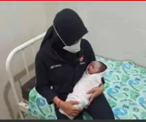 Bayi Laki-laki Ditinggal di Masjid, Warga Rebutan Jadi Ibu Asuh