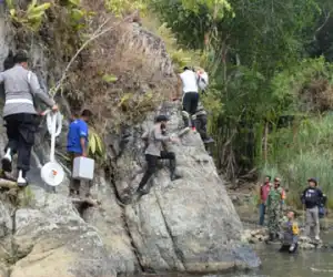 Tim Satgas Karhutla Polres Nagan Raya Diterjunkan Padamkan Api