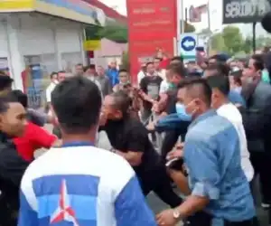 Bentrok! Kubu KLB Demokrat dan Pro AHY Saling Serang