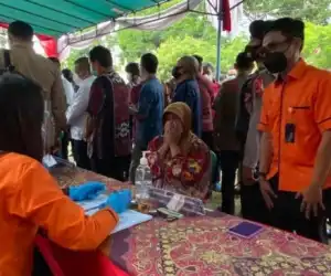 Nama Penerima Bansos Tunai Diminta Dipampang di Balai Desa