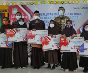 Pemkab Aceh Jaya Anggarkan Rp 9,8 Milyar untuk Beasiswa Pelajar Cerdas dan Berprestasi