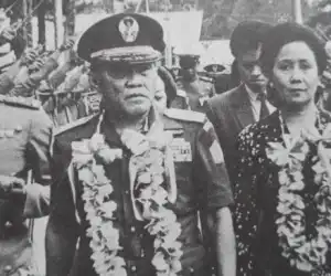 Dikenal Anti Islam, Jenderal Ini Minta Dimakamkan Secara Islam