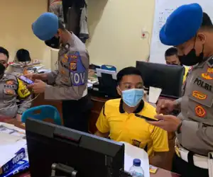 Handphone Personil Polres Simeulue di Razia Propam, Ada Apa?