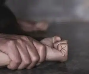 Usai Perkosa Putrinya, Ayah Ini Paksa Putranya Setubuhi Ibu