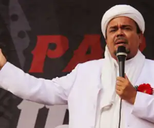 Kuasa Hukum Rizieq: Gak Level Nanggepin Sampah Gituan