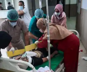 Tabrak Pembatas Jalan, Seorang Ramaja Meninggal
