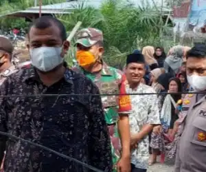 Camat Tadu Raya Tinjau Pencoblosan di Sejumlah TPS