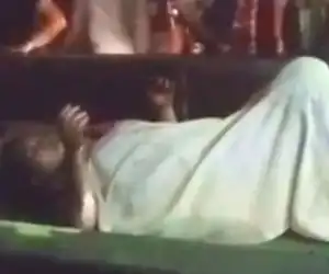 Kagura! Lagi Shalat, Wanita Ini Dibakar oleh Sang Suami