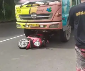 Tragis! Tergilas Truk Dua Pelajar Meninggal Dunia