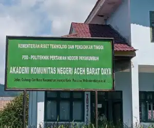 Bekas Gedung AKN Aceh Barat Daya Terbengkalai